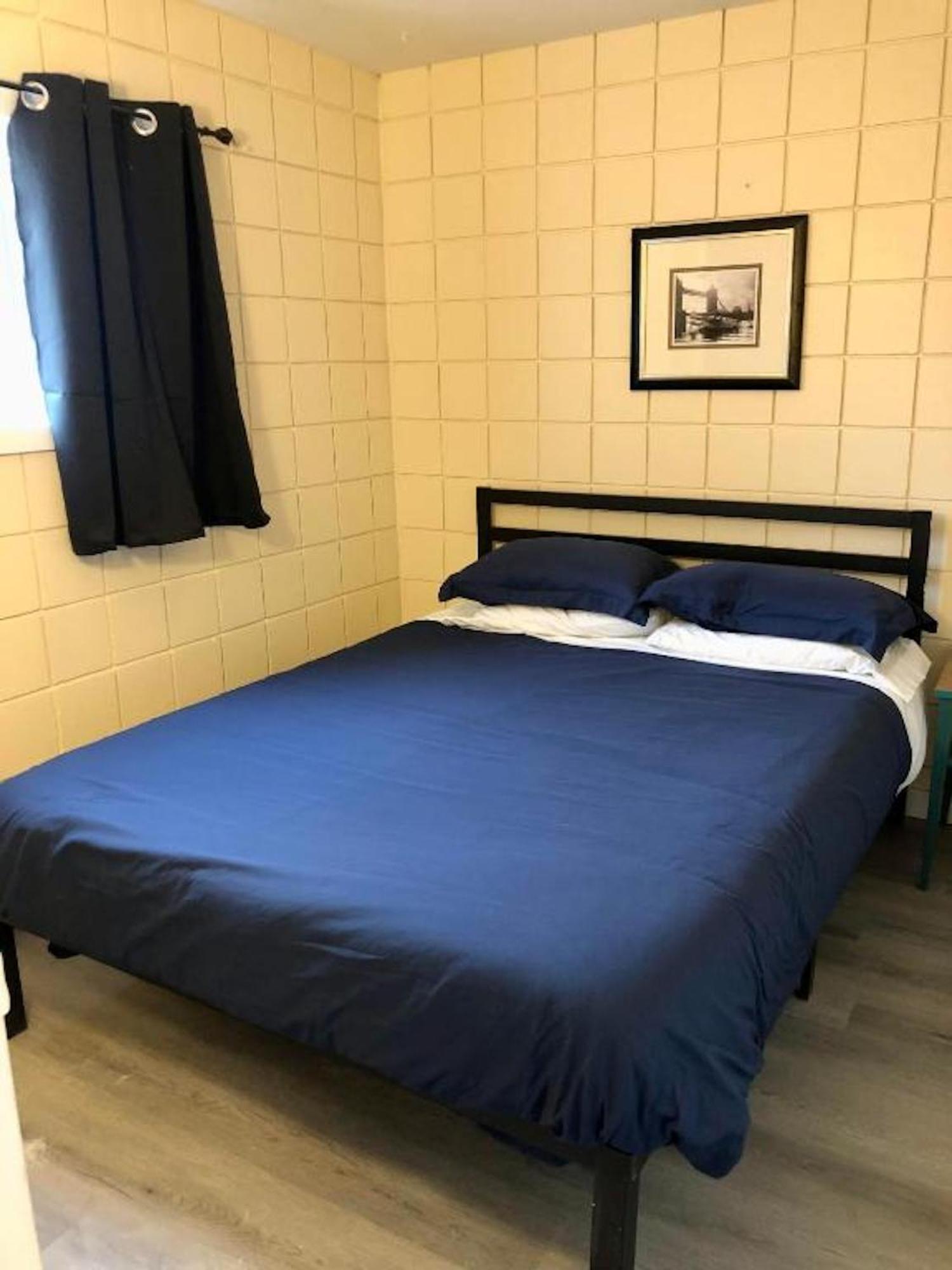 Canterbury Inn Invermere Zewnętrze zdjęcie
